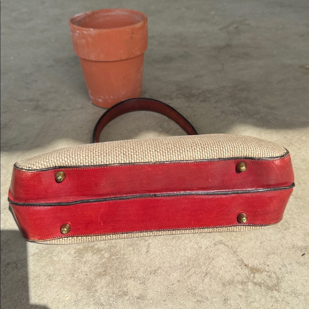 Vintage Etienne Aigner Bag - Picture 3 of 7